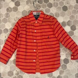 Boys size small (4) Nautica button down shirt.